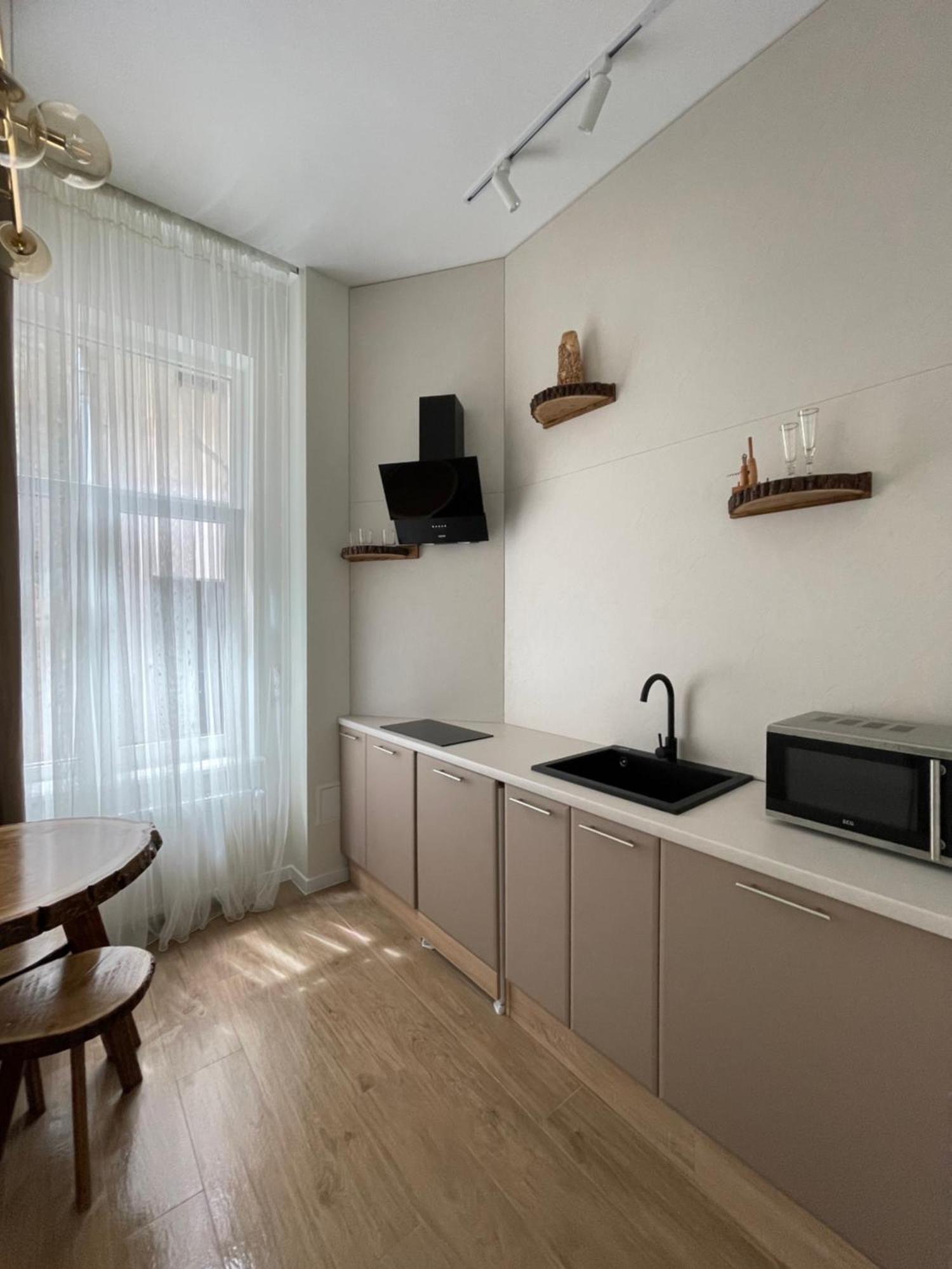 Тиктора, 3 Центр Lägenhet Lviv Exteriör bild